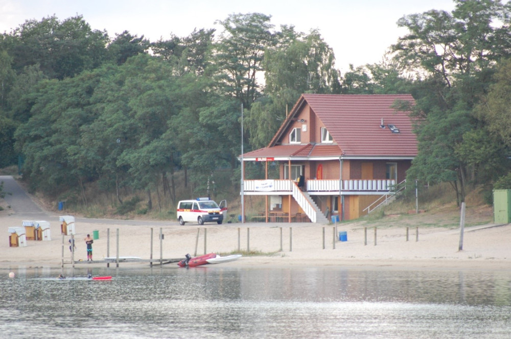Rettungsschwimmer machen sich fit für den